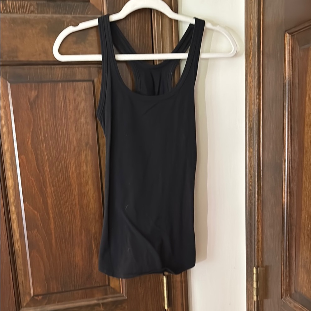 Lululemon - Black Women's Tank Top